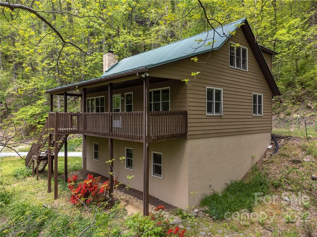 148 Locust Ridge Old Fort, NC 28762 - Photo 3 of 42 Gallery Image 3