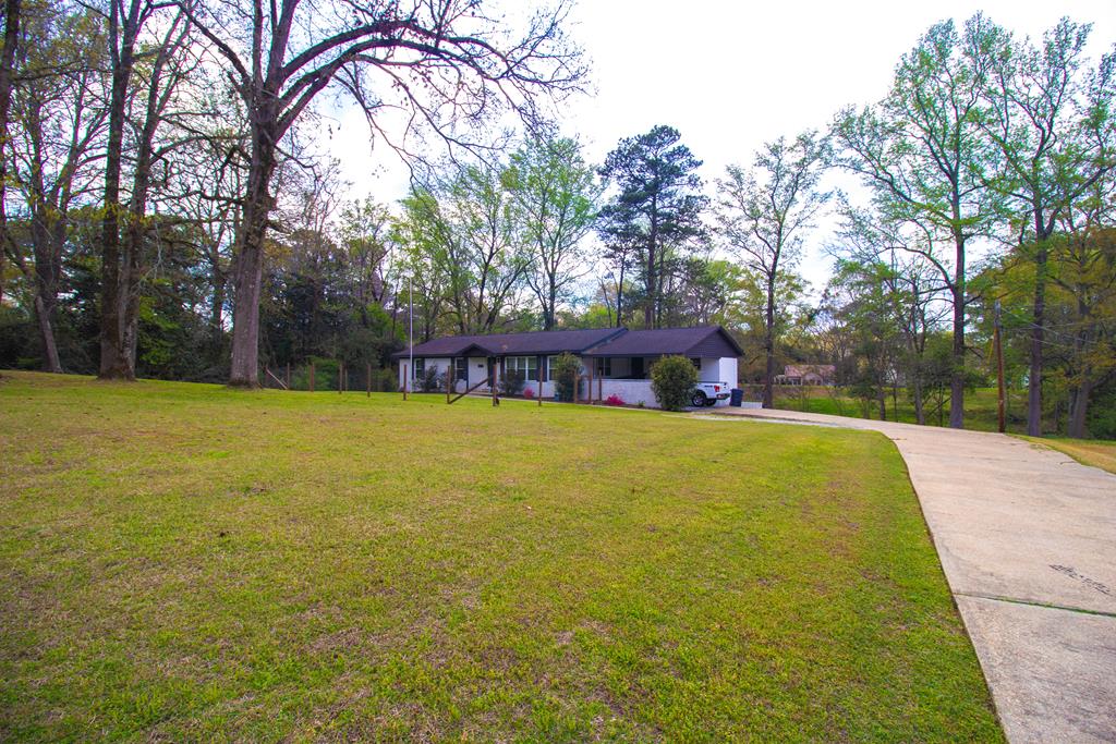 2811 16th Avenue Valley, AL 36854 - Photo 2 of 23