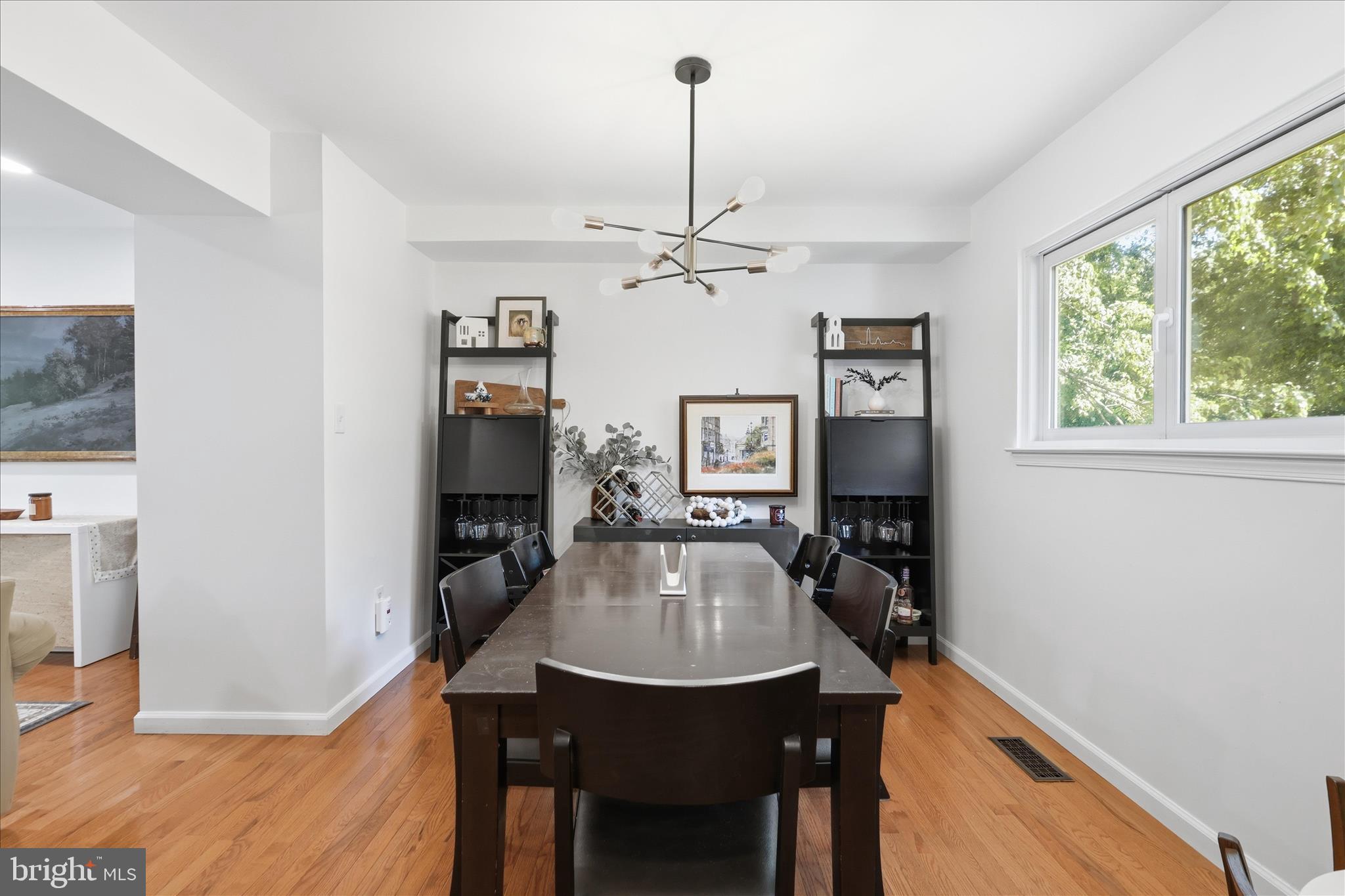 2412 Rosedown Drive Reston, VA 20191 - Photo 9 of 43