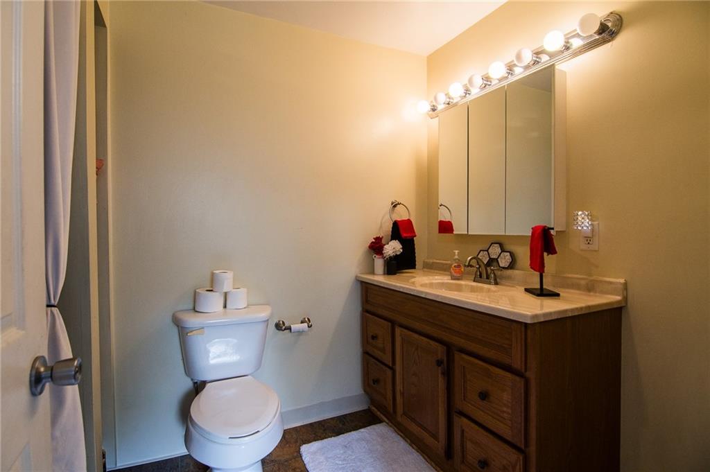 326 Back Street Mount Pleasant, PA 15666 - Photo 8 of 38