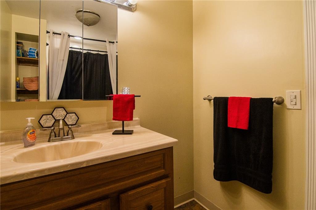 326 Back Street Mount Pleasant, PA 15666 - Photo 10 of 38