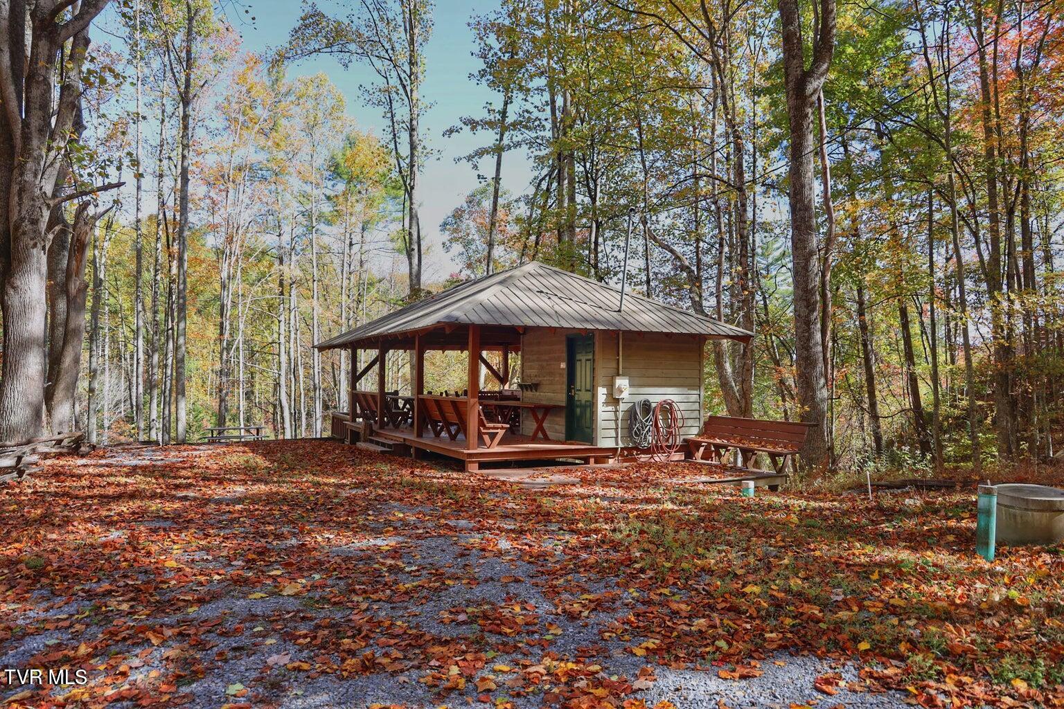 1213 Mays Ridge Road Butler, TN 37640 - Photo 15 of 19 HeartwoodClubhouse