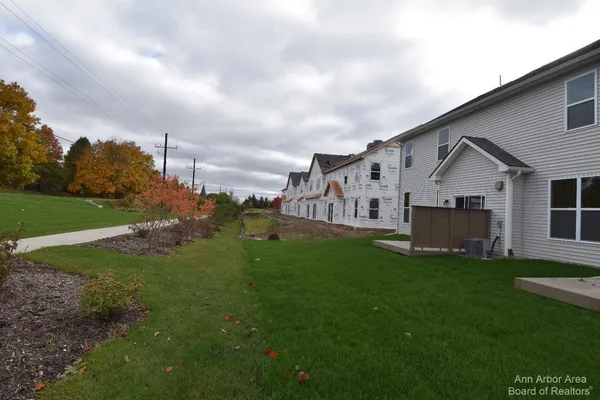 $2,750 | 105 Salt Springs Drive, Saline, MI 48176