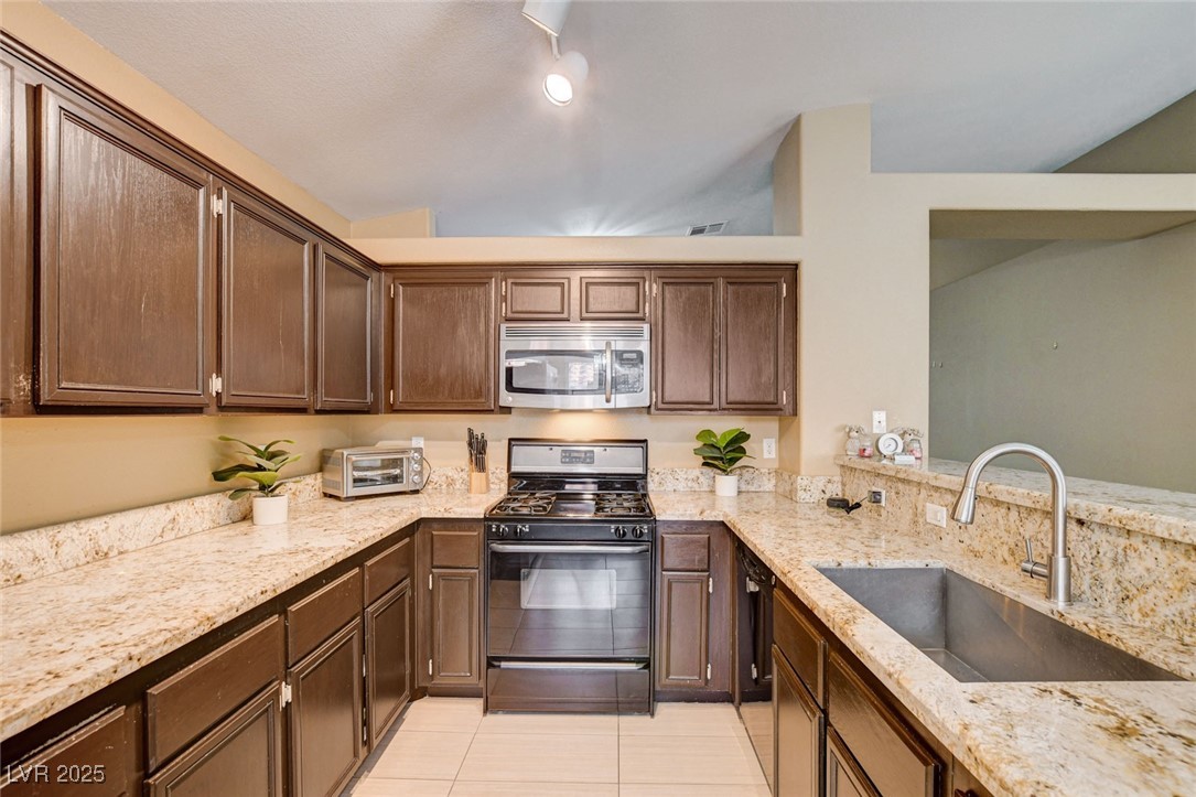 2342 Ramsgate Drive Henderson, NV 89074 - Photo 11 of 49