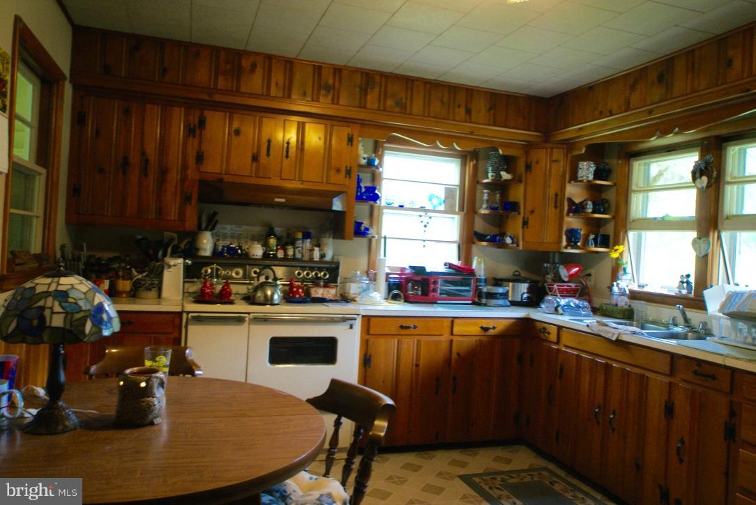 1734 Back Creek Road Gore, VA 22637 - Photo 11 of 27 Kitchen