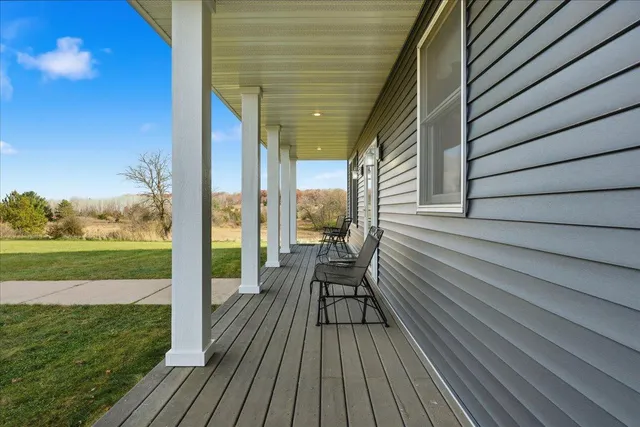 $549,900 | 417 Rice Lake Road, Somerset, WI 54025