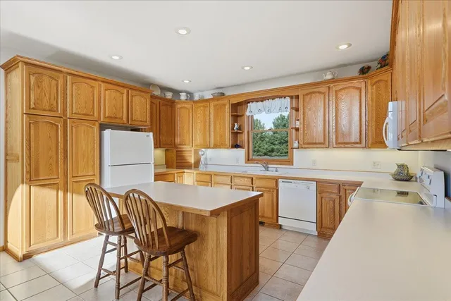 $549,900 | 417 Rice Lake Road, Somerset, WI 54025