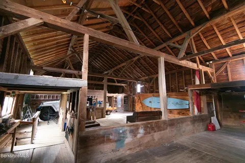 $485,000 | 2 Devon Road, Stockbridge, MA 01262