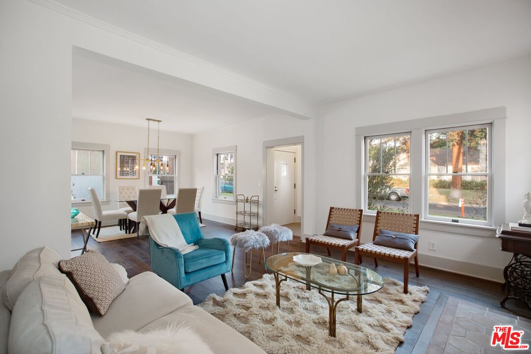 403 North Irving Boulevard Los Angeles, CA 90004 - Photo 10 of 46