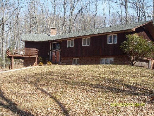 190 Hendrix Road Sparta, NC 28675 - Photo 1 of 1 Main View