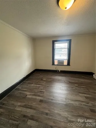 $1,225 | 1417 West Bank Street, Salisbury, NC 28144