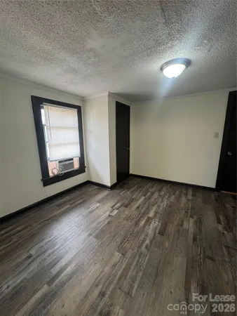 $1,225 | 1417 West Bank Street, Salisbury, NC 28144
