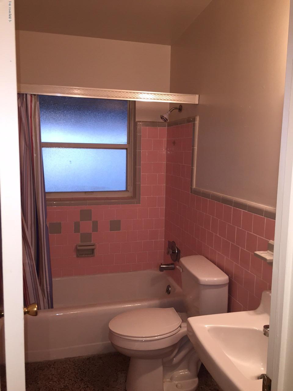 2803 Rogan Road Orlando, FL 32812 - Photo 15 of 16 image