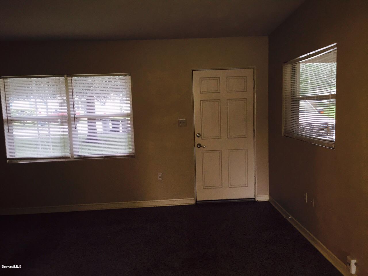 2803 Rogan Road Orlando, FL 32812 - Photo 4 of 16 image