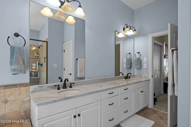 $995,000 | 486 Sandy Point Drive, Beaufort, NC 28516