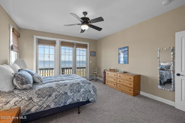 $995,000 | 486 Sandy Point Drive, Beaufort, NC 28516