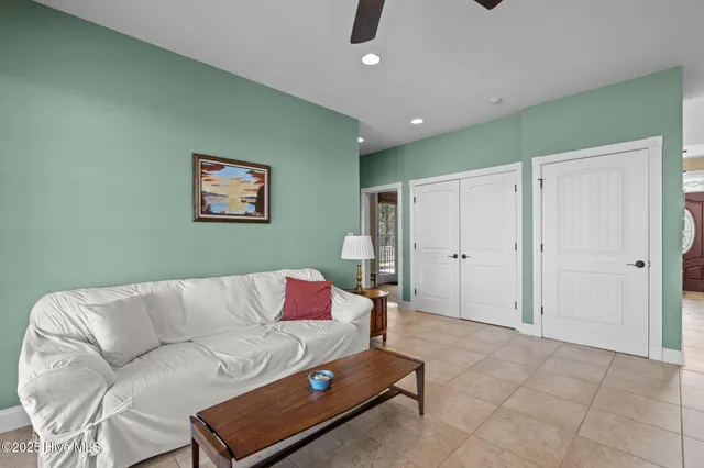 $995,000 | 486 Sandy Point Drive, Beaufort, NC 28516