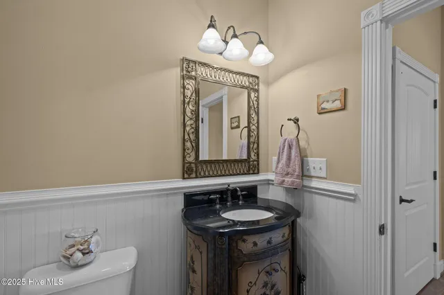 $995,000 | 486 Sandy Point Drive, Beaufort, NC 28516