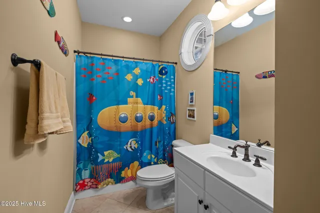 $995,000 | 486 Sandy Point Drive, Beaufort, NC 28516