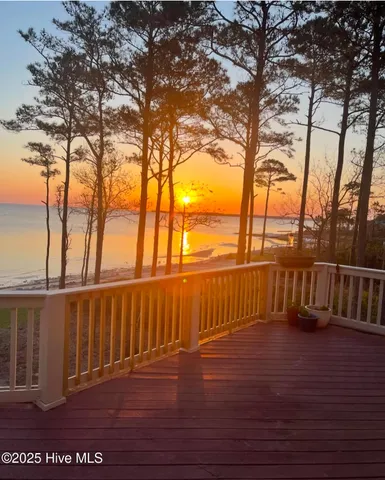 $995,000 | 486 Sandy Point Drive, Beaufort, NC 28516