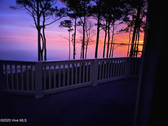 $995,000 | 486 Sandy Point Drive, Beaufort, NC 28516