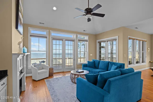 $995,000 | 486 Sandy Point Drive, Beaufort, NC 28516