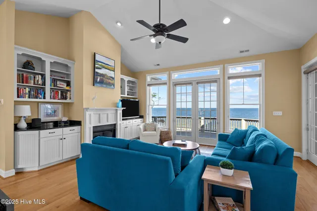 $995,000 | 486 Sandy Point Drive, Beaufort, NC 28516