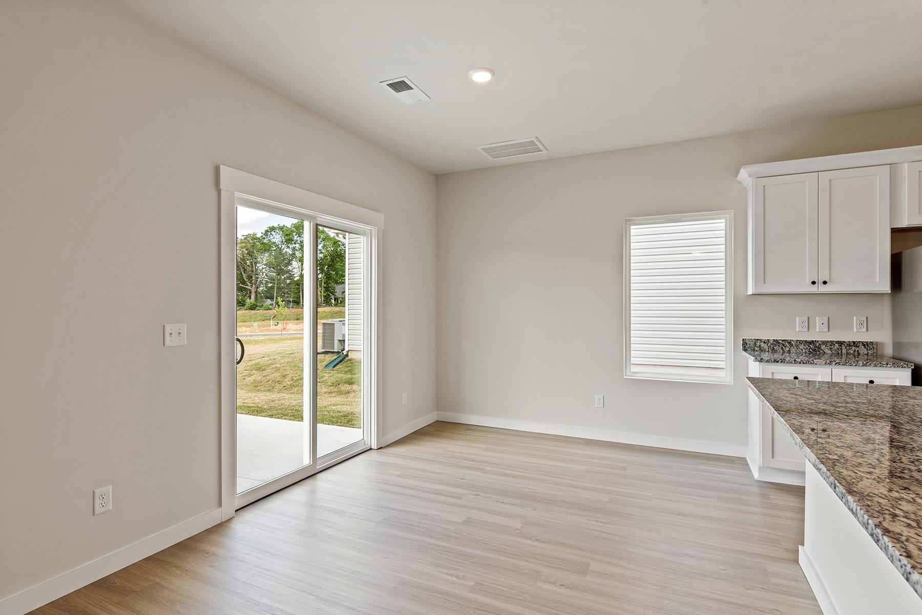 1424 Wild Indigo Way Moore, SC 29369 - Photo 6 of 7