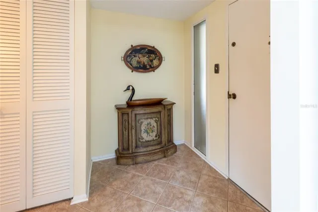 $260,000 | 1400 1st Avenue West, Unit 201, Bradenton, FL 34205