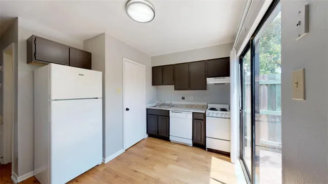 $650 | 725 Peppertree Drive, Unit 1, Bryan, TX 77801