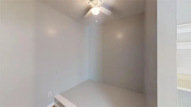 $650 | 725 Peppertree Drive, Unit 1, Bryan, TX 77801