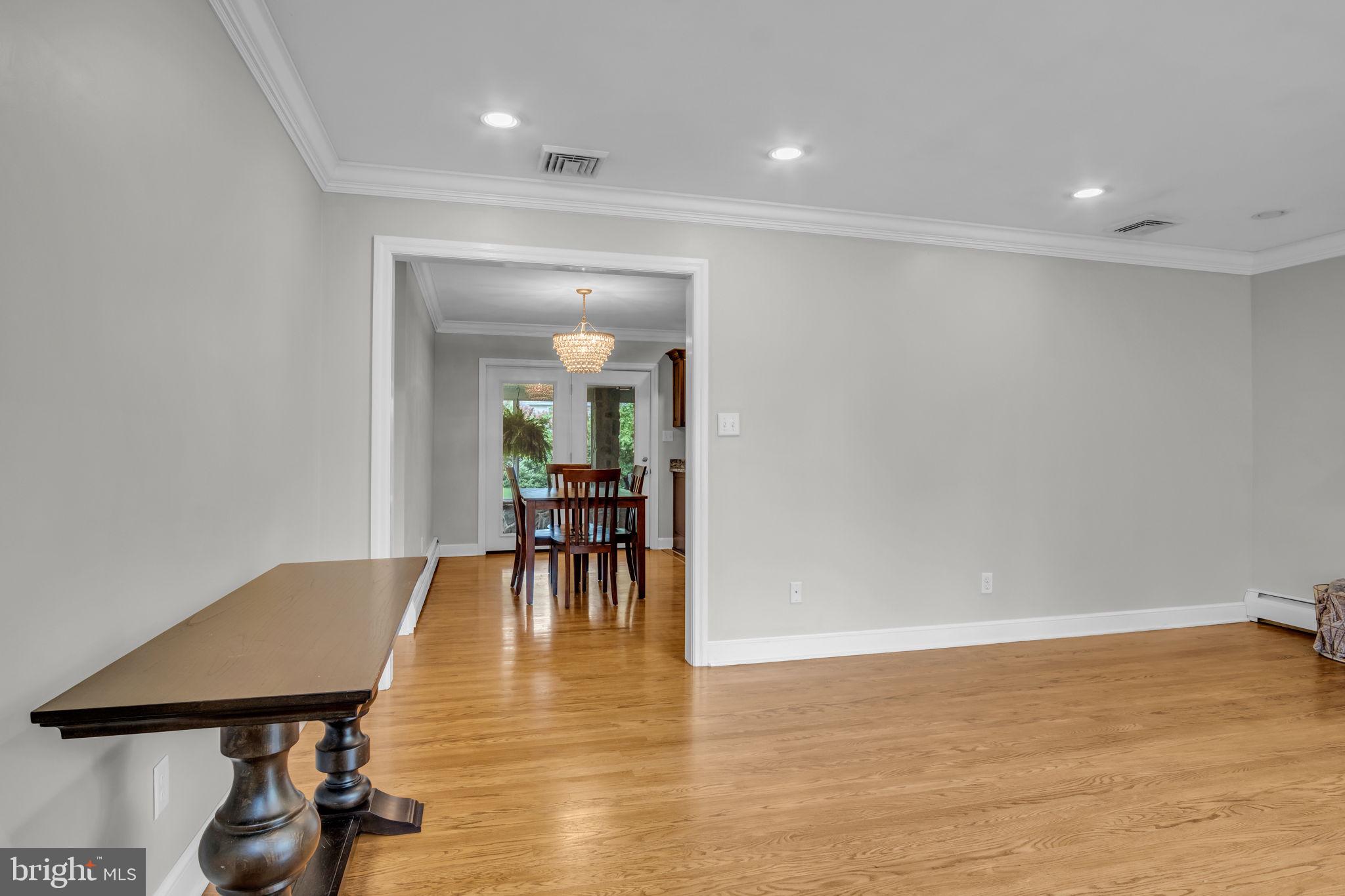 458 Leearden Road Hershey, PA 17033 - Photo 9 of 40 Gallery Image 9