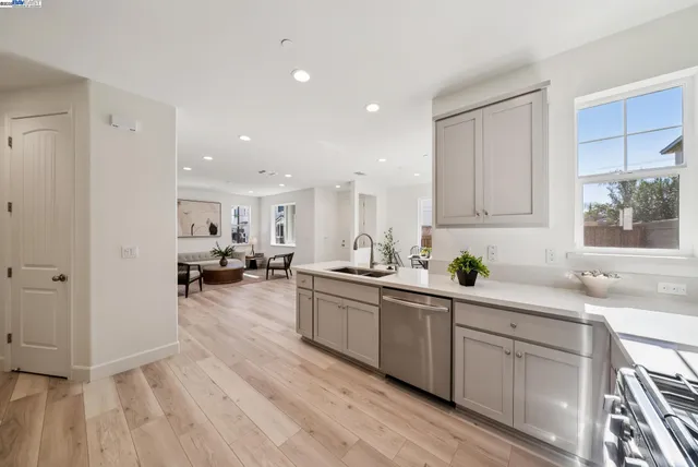 $749,000 | 246 Mindy Way, Pittsburg, CA 94565