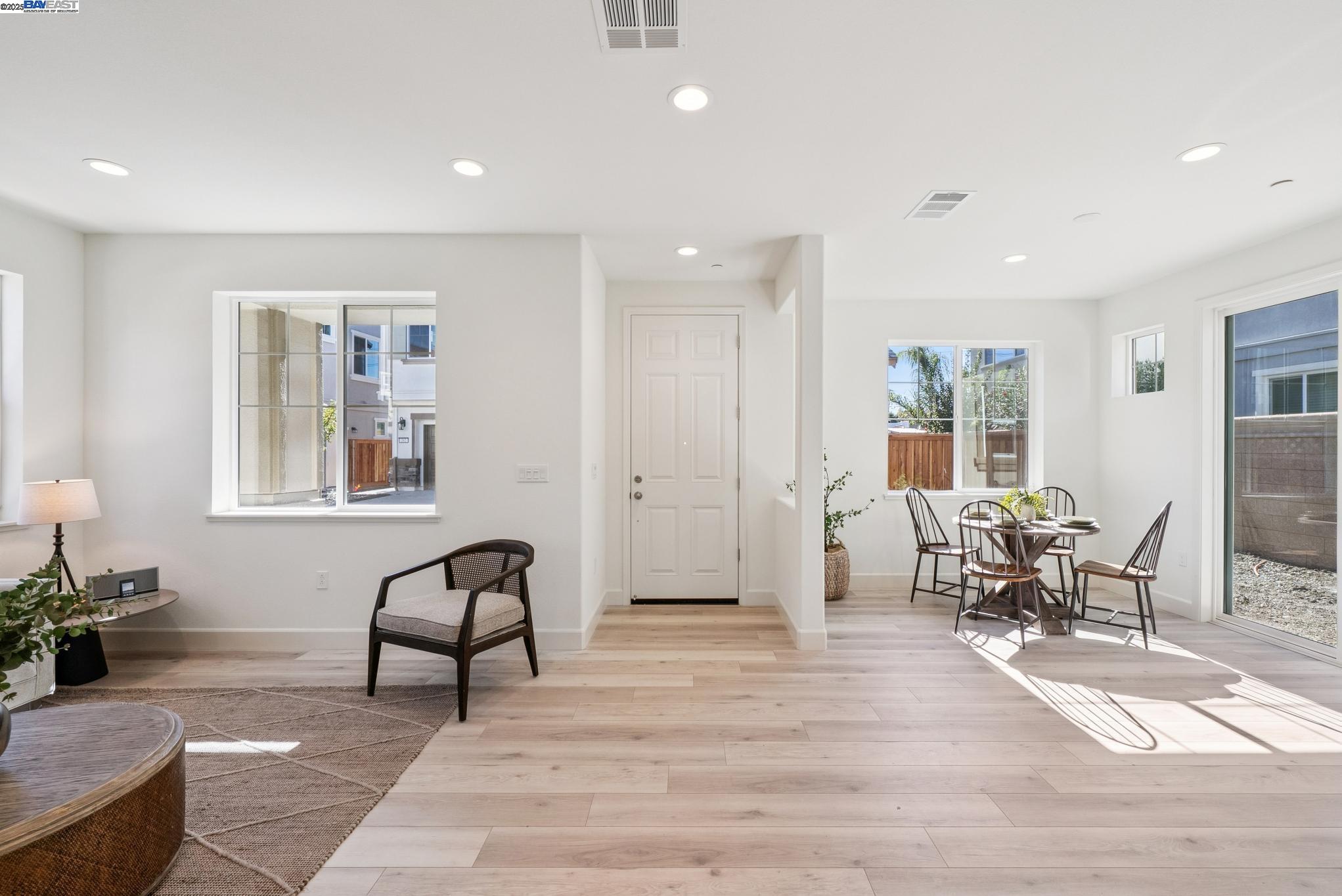 246 Mindy Way Pittsburg, CA 94565 - Photo 6 of 38 a living room with furniture and a window