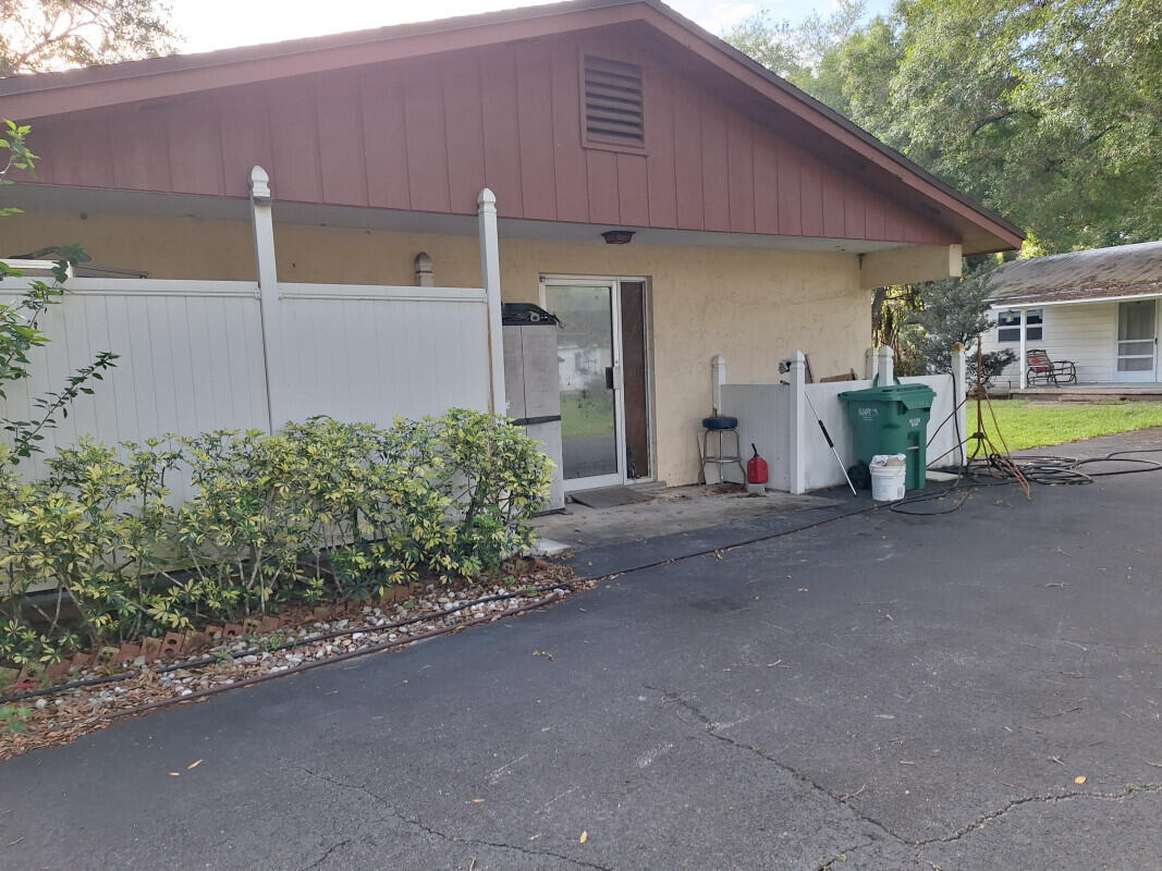 4642 Edwards Road Fort Pierce, FL 34981 - Photo 4 of 11 3e4658bd-015b-498f-af50-eaf2b9670ccfjpg