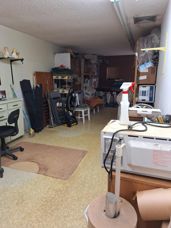 4642 Edwards Road Fort Pierce, FL 34981 - Photo 10 of 11 d9978c2b-b399-4299-b4a1-14a5b50b7384jpg