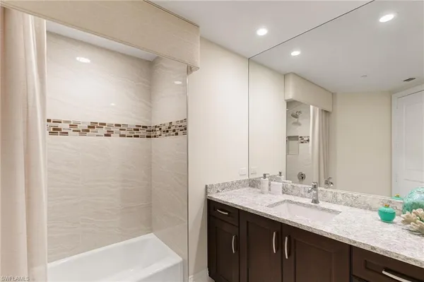 $4,759,000 | 13665 Vanderbilt Drive, Unit 701, Naples, FL 34110