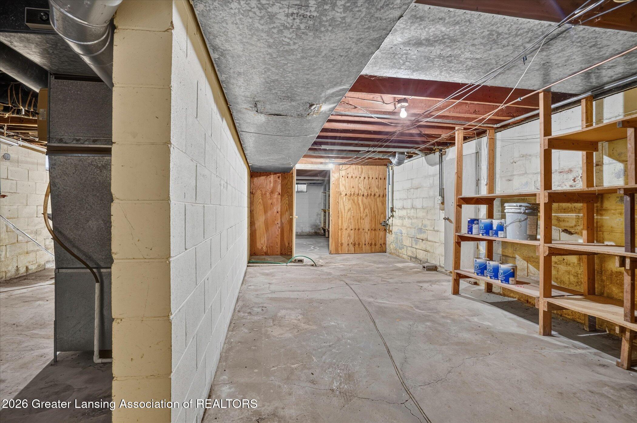 12419 East Greenfield Road Lansing, MI 48917 - Photo 37 of 46 37-12419-E-Greenfield-Rd-Lansing-WindowS
