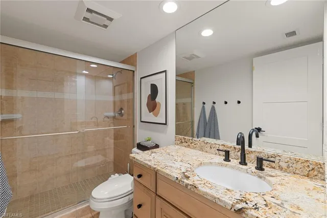 $1,250,000 | 3500 Gulf Shore Boulevard North, Unit 406, Naples, FL 34103