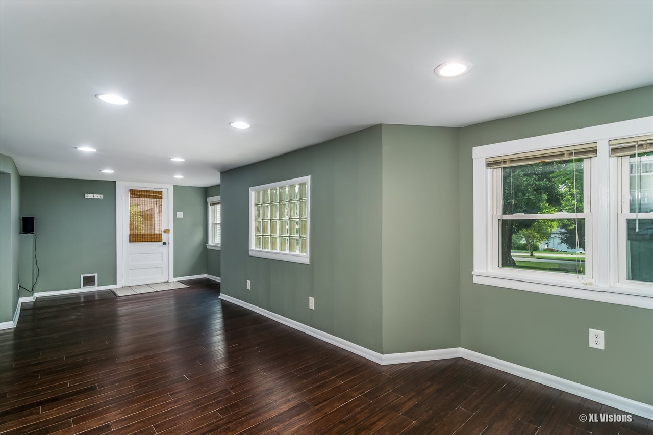 1438 Seminole Road Algonquin, IL 60102 - Photo 16 of 22 Gallery Image 16