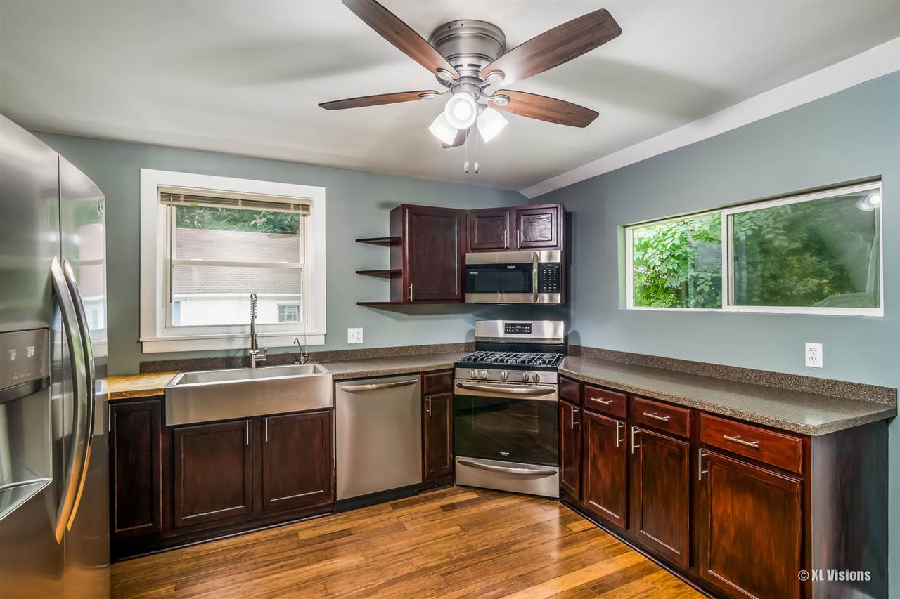 1438 Seminole Road Algonquin, IL 60102 - Photo 4 of 22 Gallery Image 4
