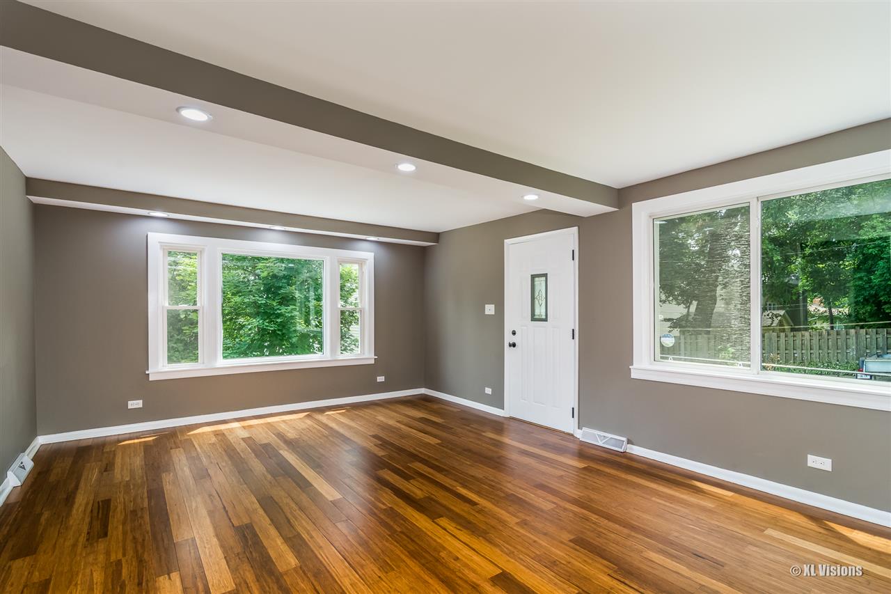 1438 Seminole Road Algonquin, IL 60102 - Photo 5 of 22 Gallery Image 5