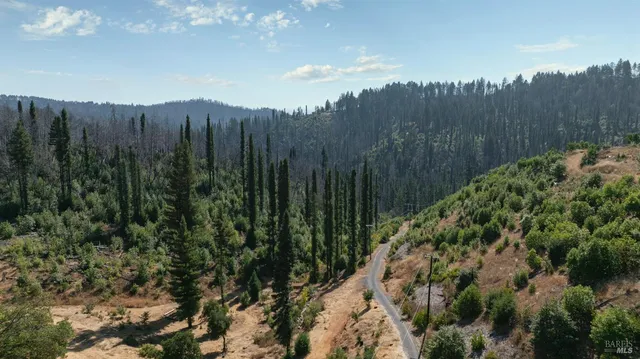 $798,000 | 9451 Mill Creek Road, Healdsburg, CA 95448