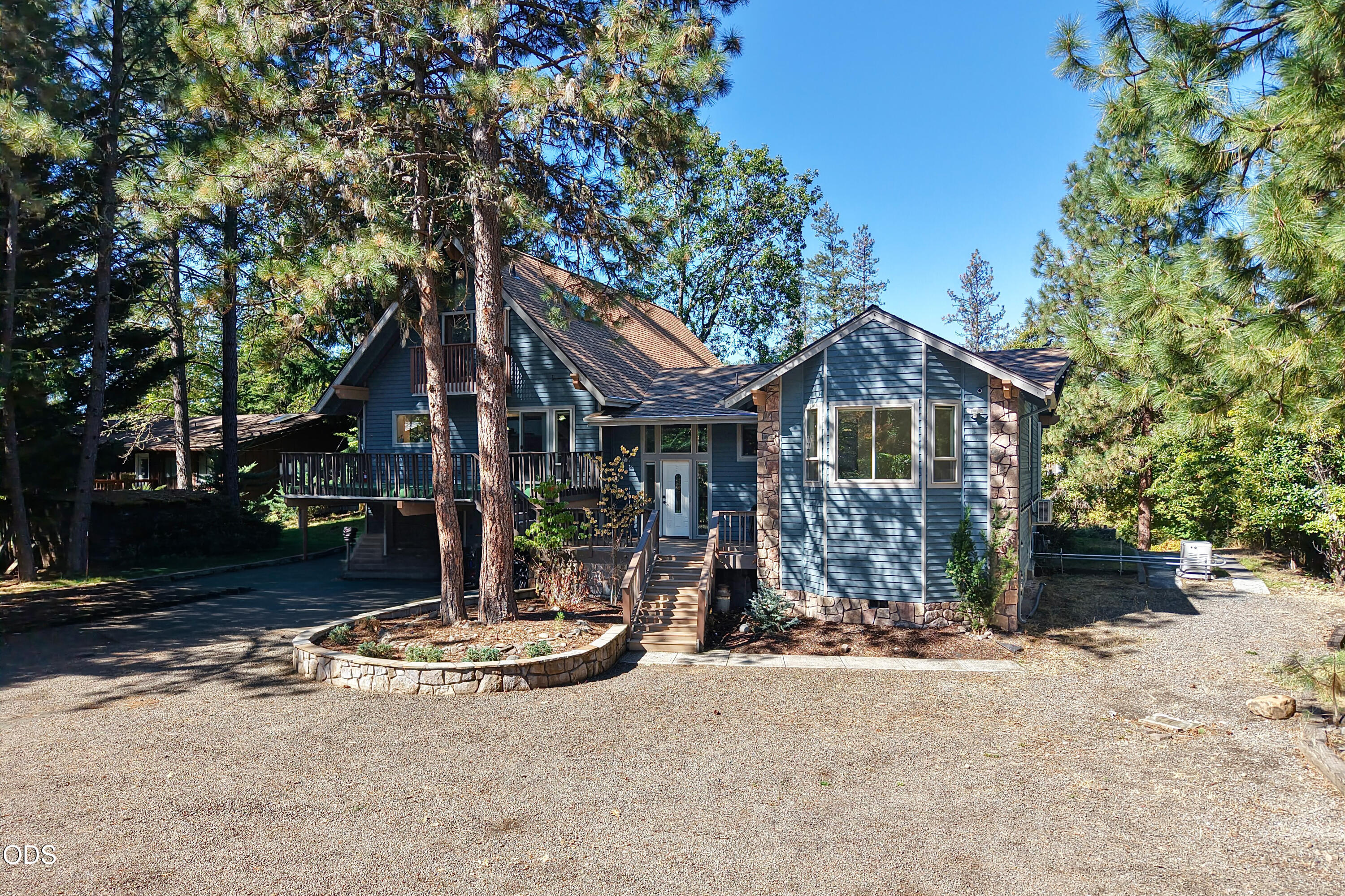 965 Old Ferry Road Shady Cove, OR 97539 - Photo 62 of 85 Gallery Image 62
