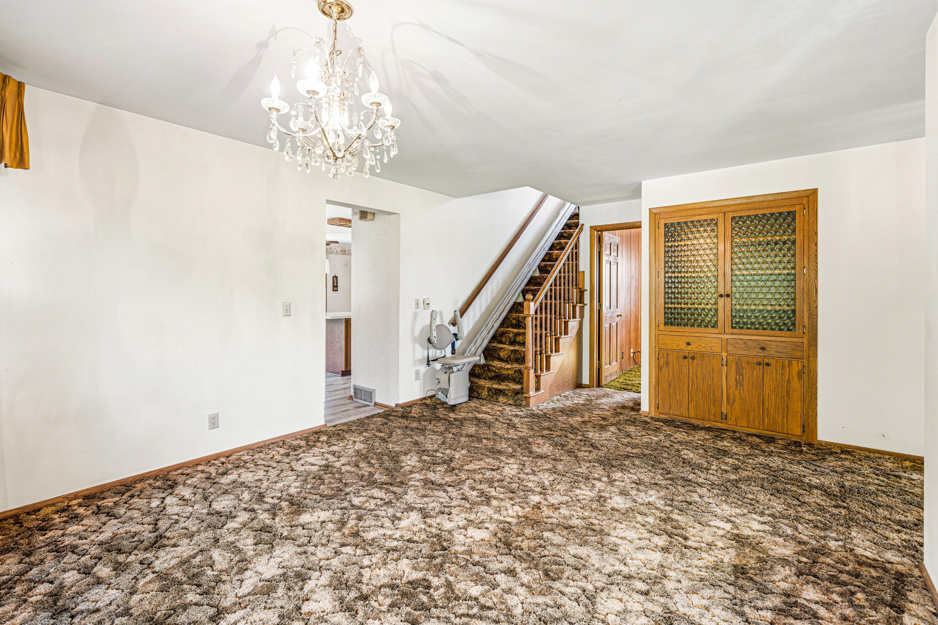 19272 West Coffee Road New Berlin, WI 53146 - Photo 13 of 49 Dining Room