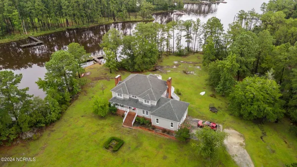 $680,000 | 1039 Pasture Point Road, Merritt, NC 28556