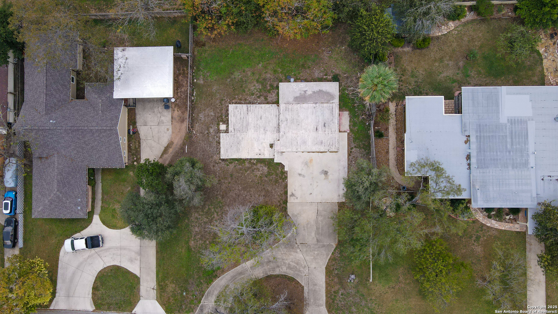 532 Rittiman Road Terrell Hills, TX 78209 - Photo 12 of 32 an aerial view of a house with a yard