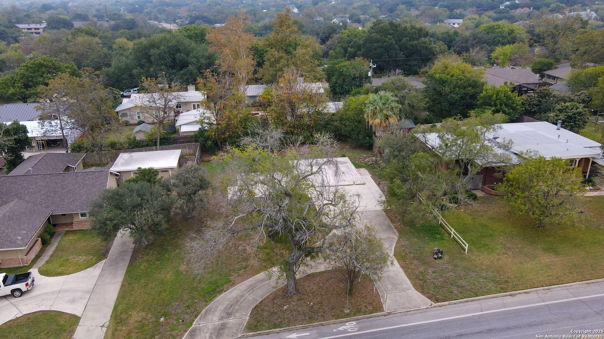 532 Rittiman Road Terrell Hills, TX 78209 - Photo 9 of 32 an aerial view of a house with outdoor space
