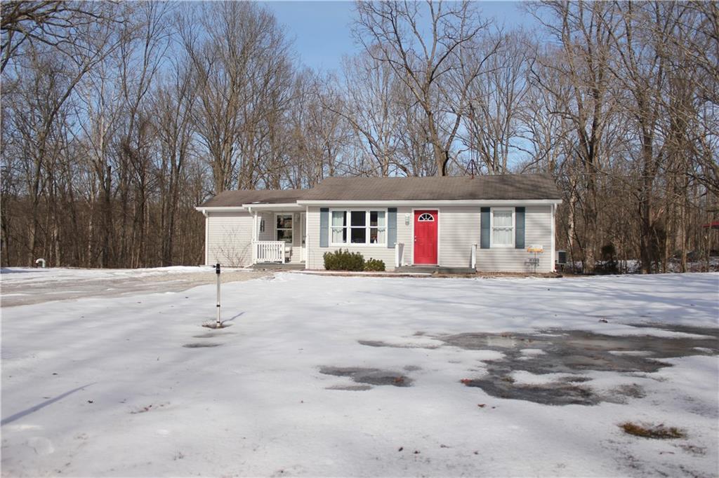 242 West Robertson Road Morgantown, IN 46160 - Photo 3 of 60 Gallery Image 3