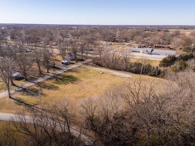 $49,000 | 102 West Northern Avenue, Girard, KS 66743